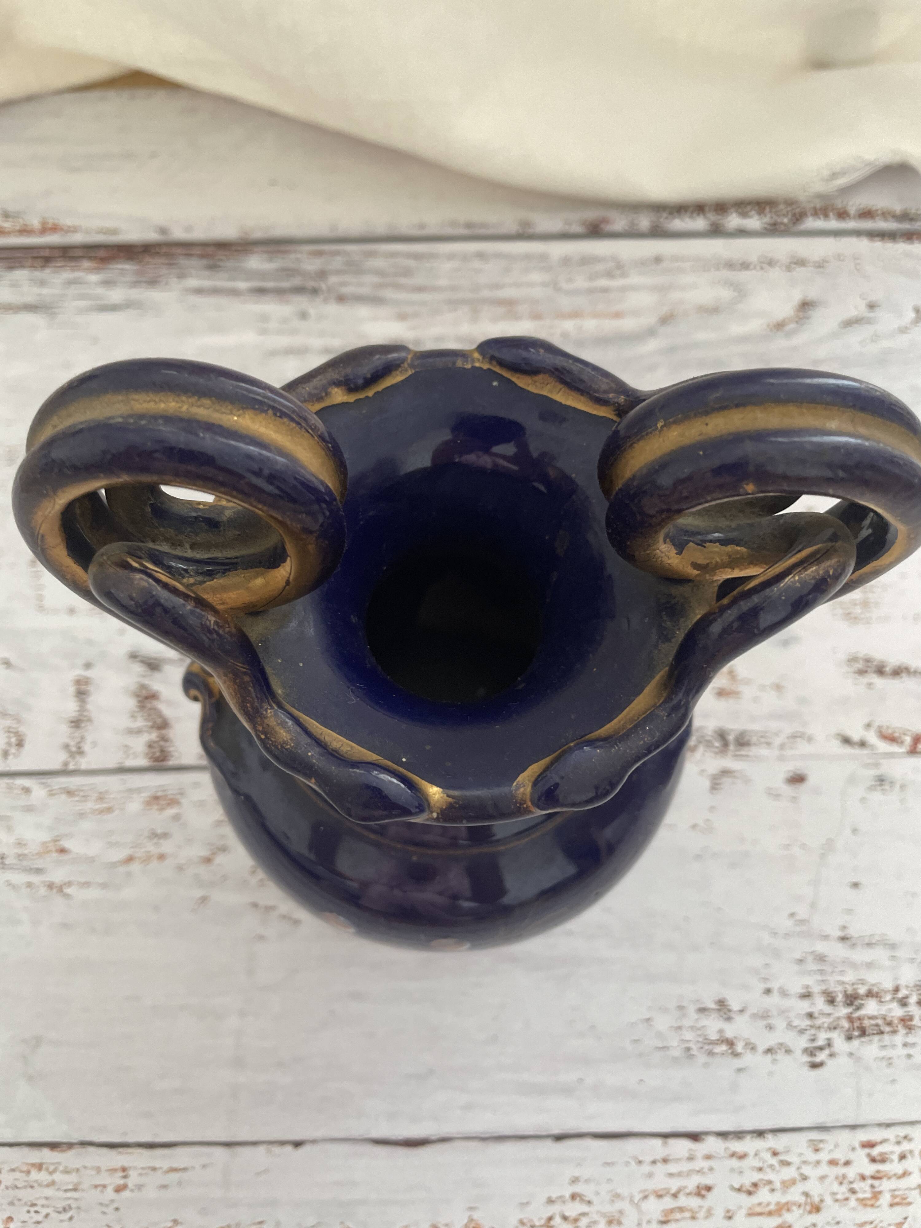 Petit vase ancien isola pescatori