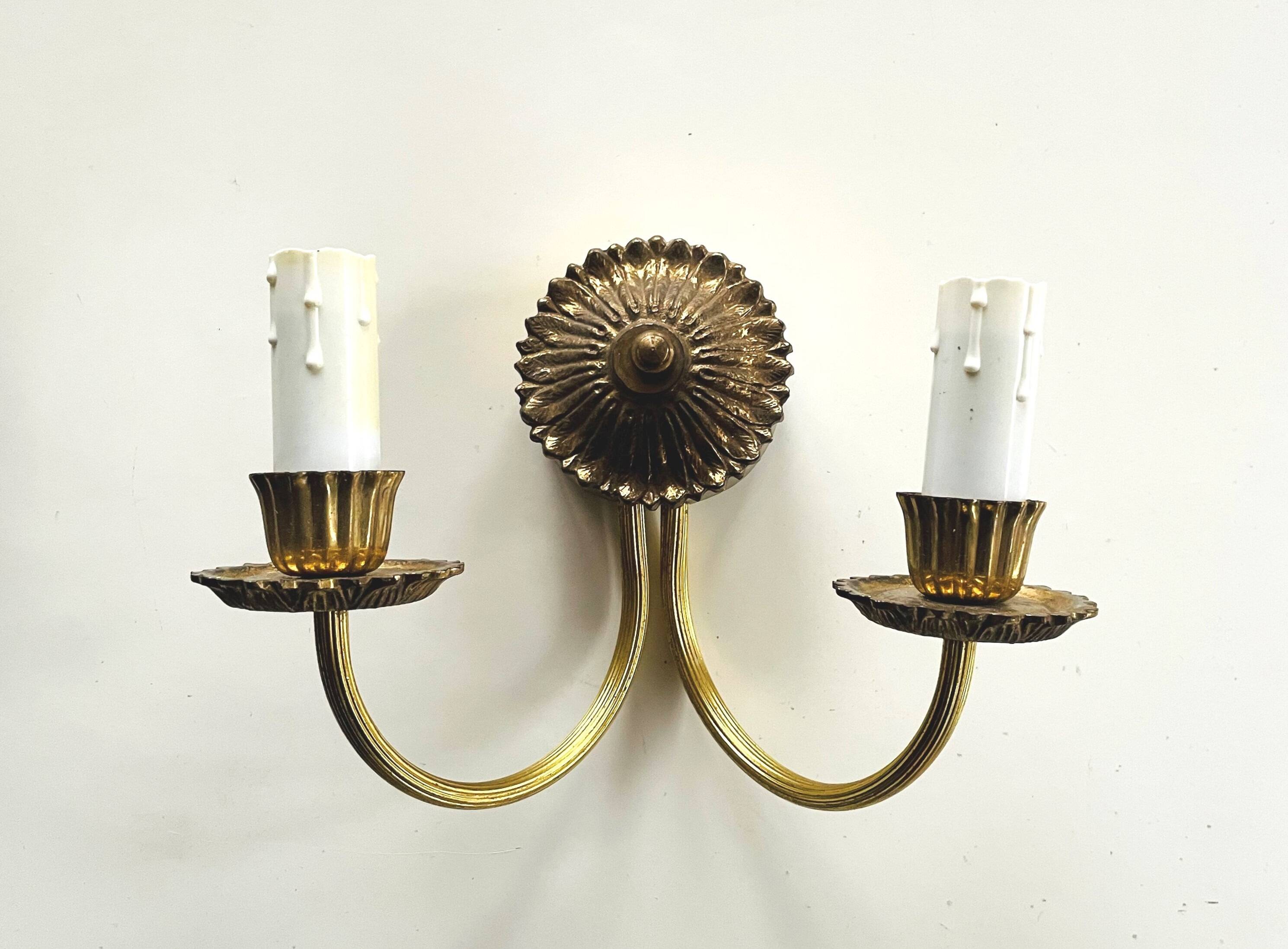 Pair of Louis XVI style wall lights. Vintage 50s