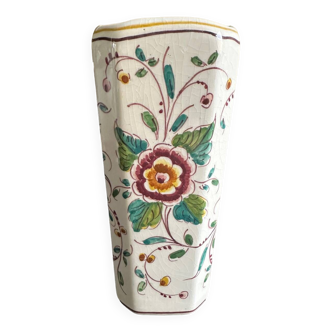 Small vase with Moustier decor