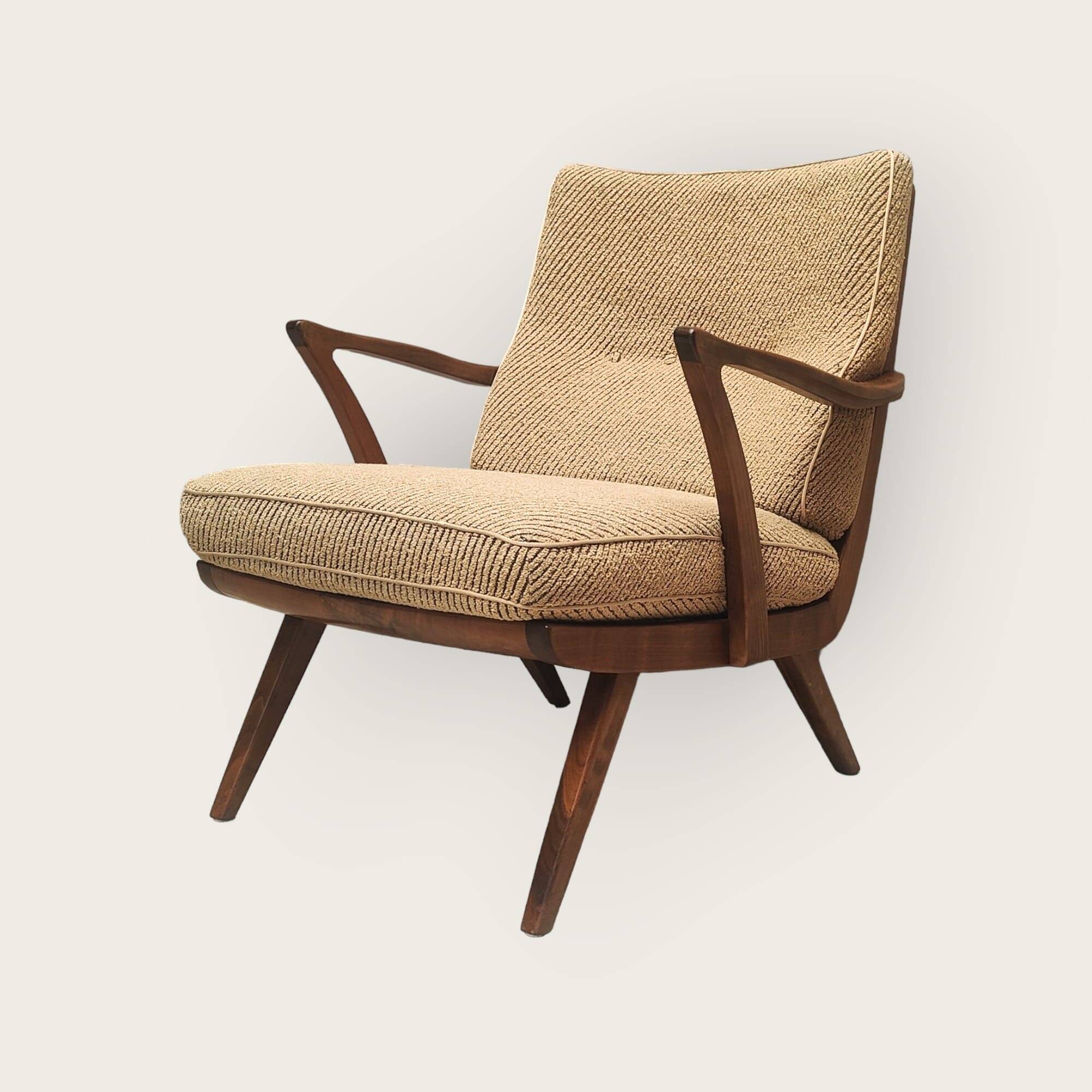 Fauteuil du milieu du siècle