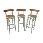 3 chaises hautes de bar cannées