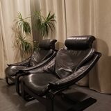 Paire de fauteuils Kroken