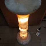 Column in bright alabaster 87 cm 3 fires