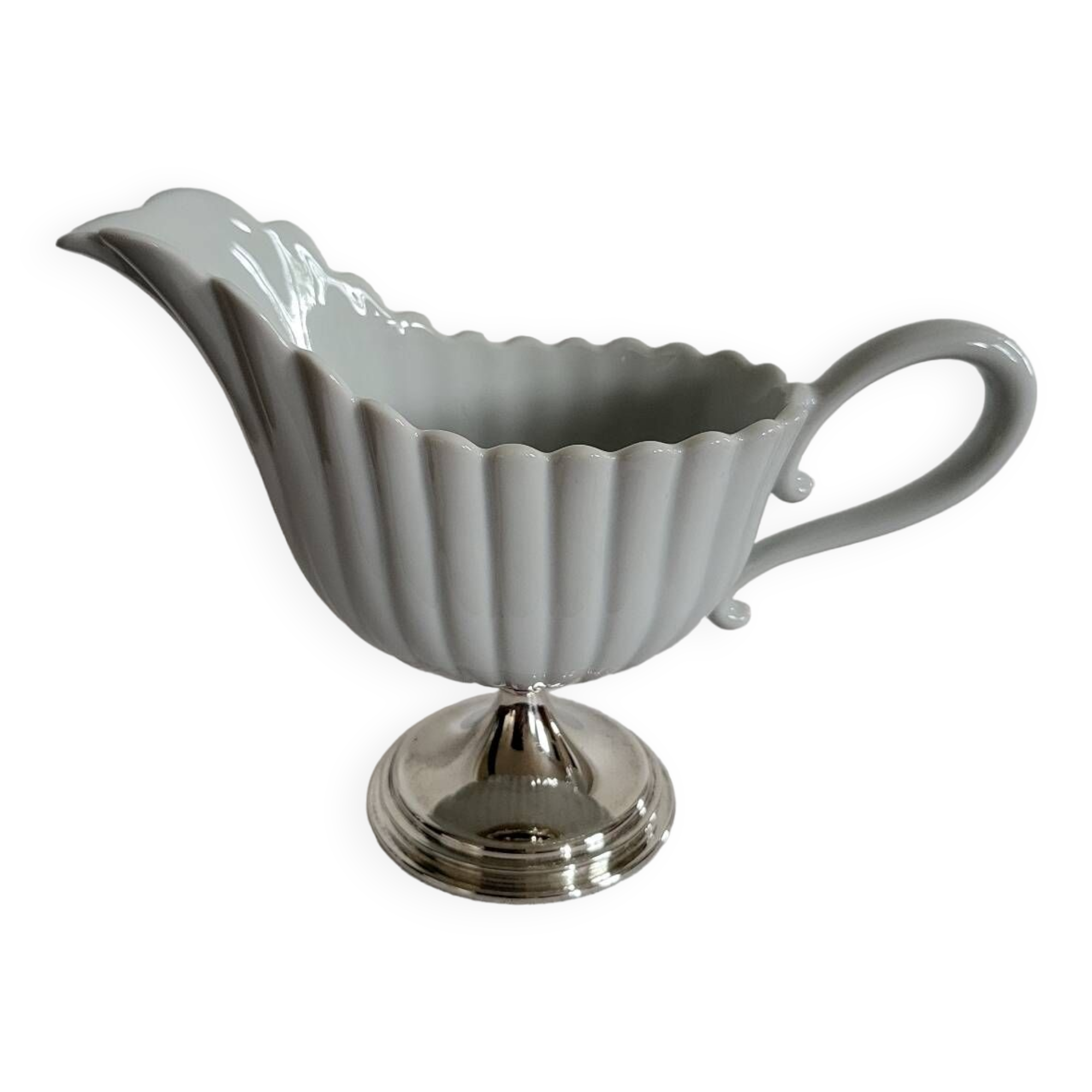 Porcelain and silver-plated gravy boat