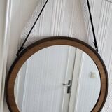 Round mirror