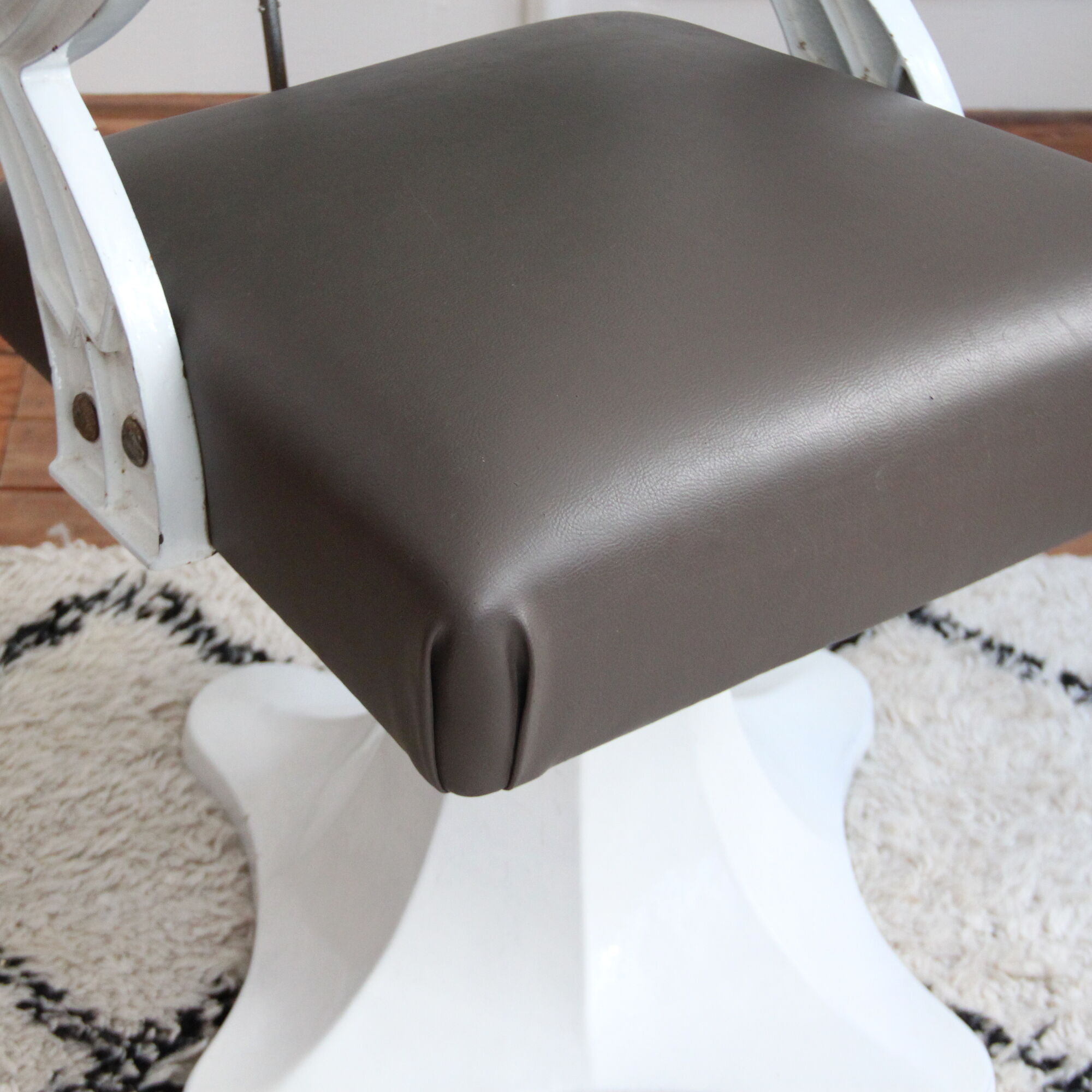 Fauteuil barbier coiffeur années 50's