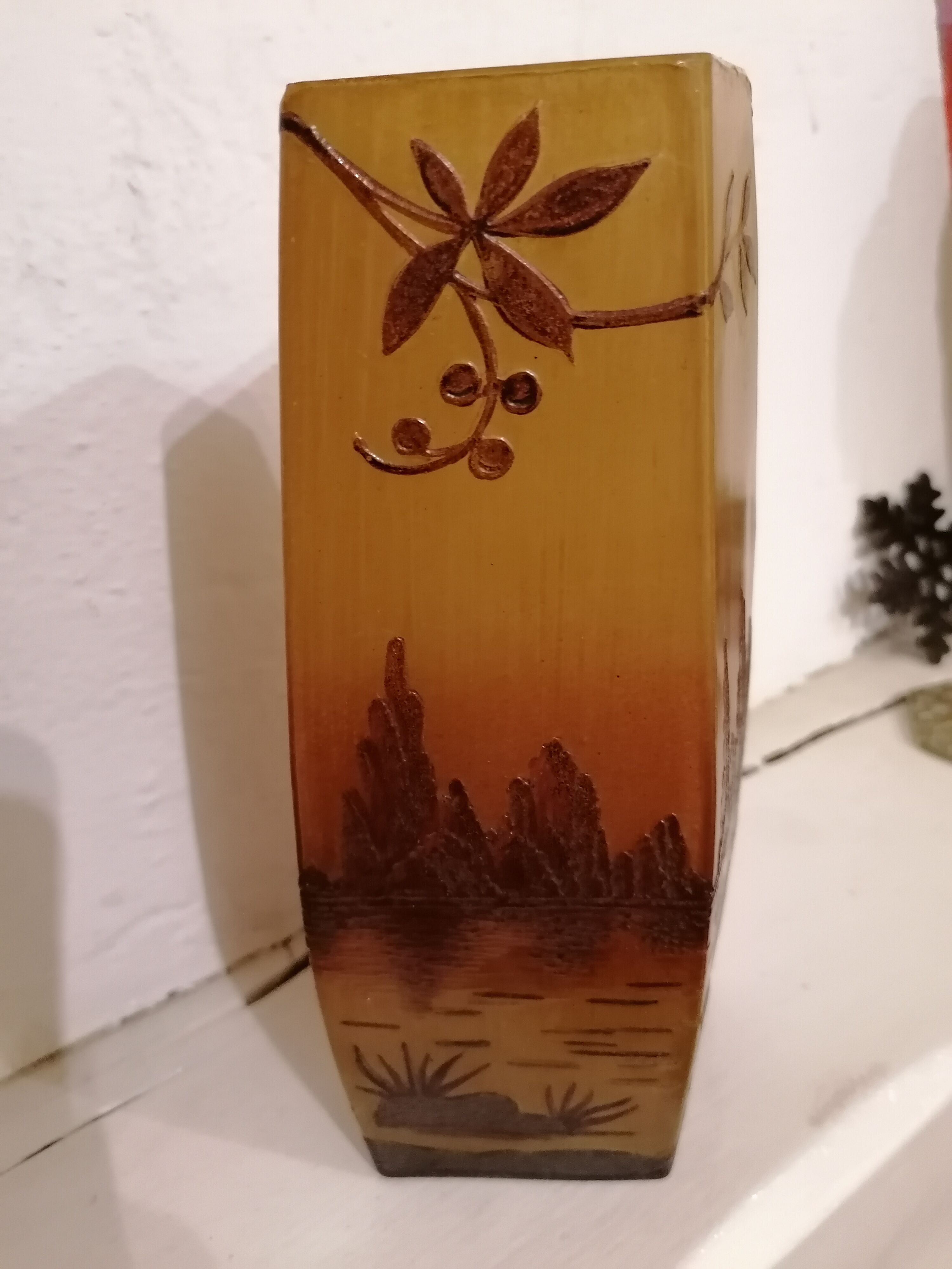 Art deco vase
