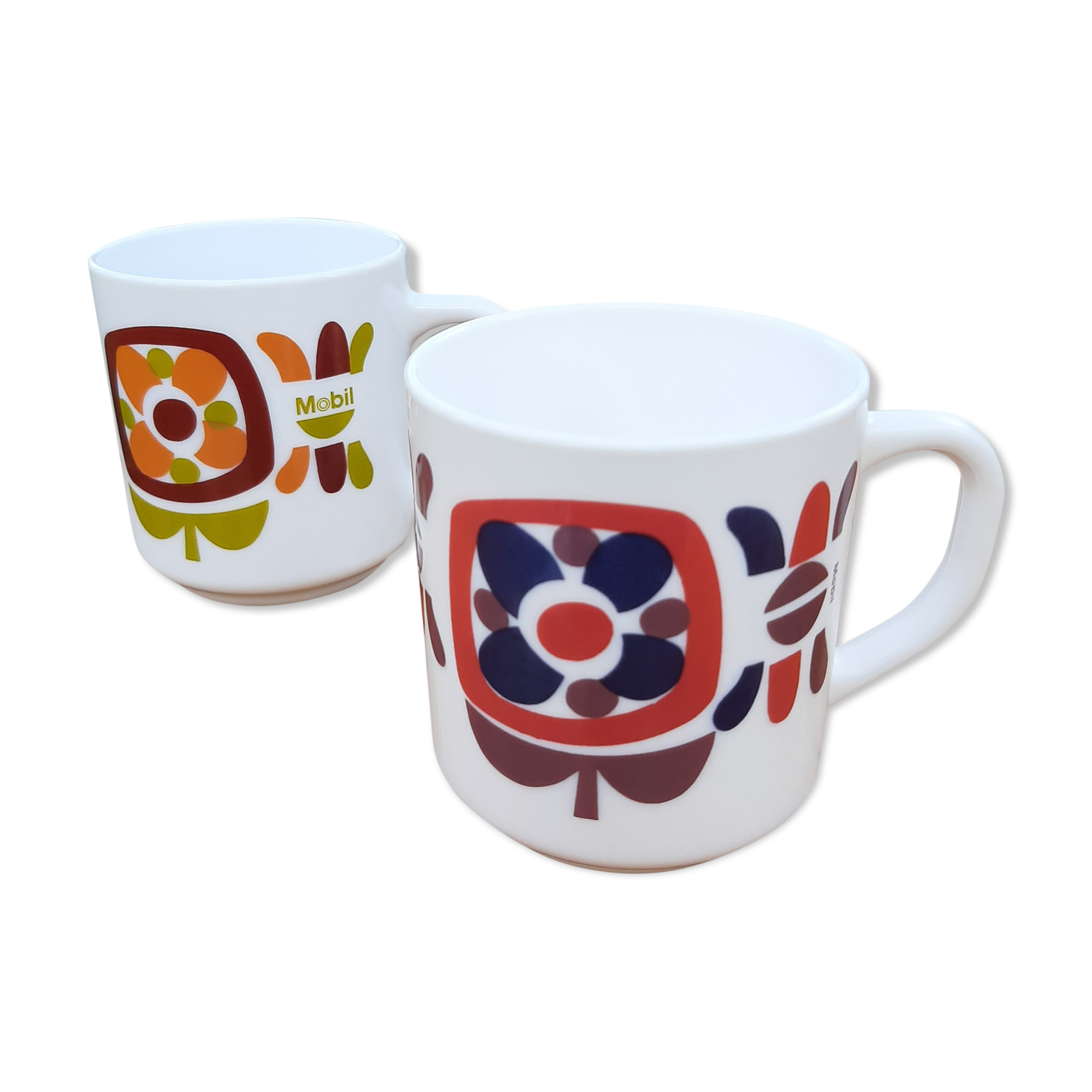 Lot 2 cups vintage mobil