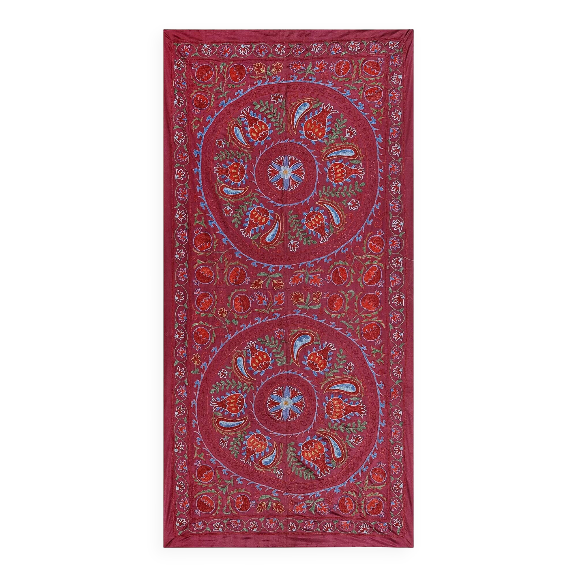 Vintage hand-embroidered tablecloth 94x189 cm