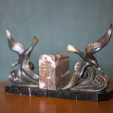 Pair of art deco seagull bookends in regulates and marble, bookcase, desk