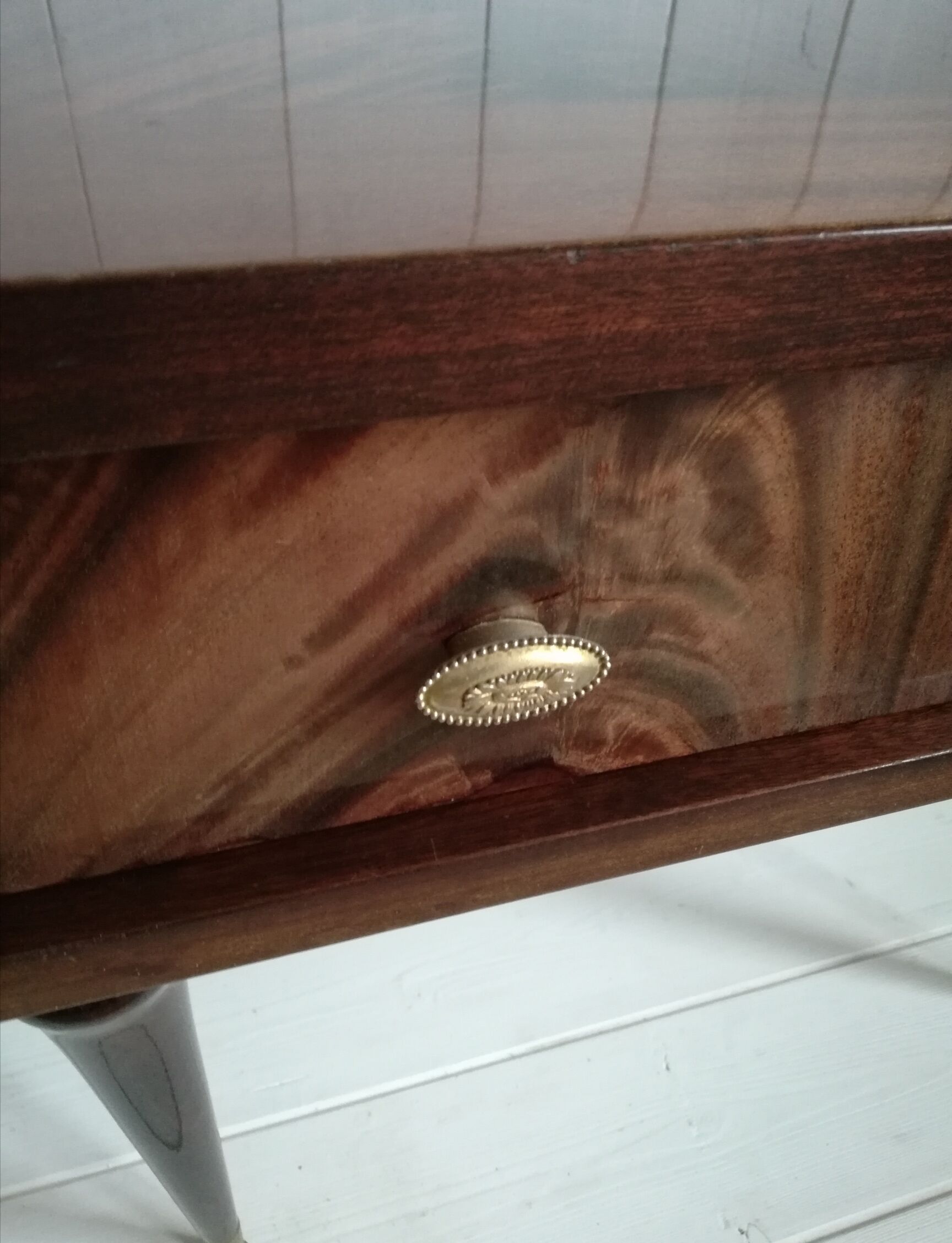 Console / Antique bedside table