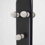 Portemanteau design en bois et marbre Italie années 1970