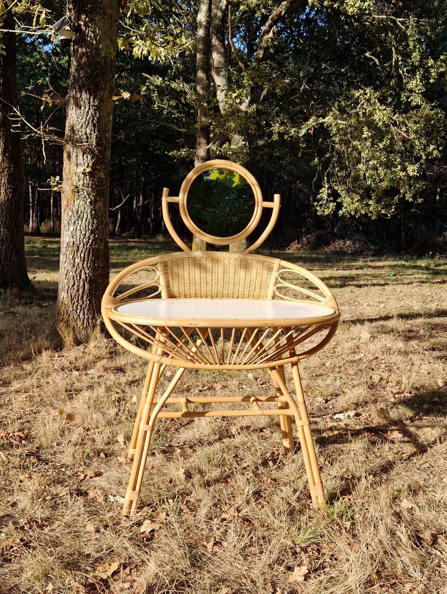 Vintage rattan hairdresser, 1960s, round mirror and woven backrest.