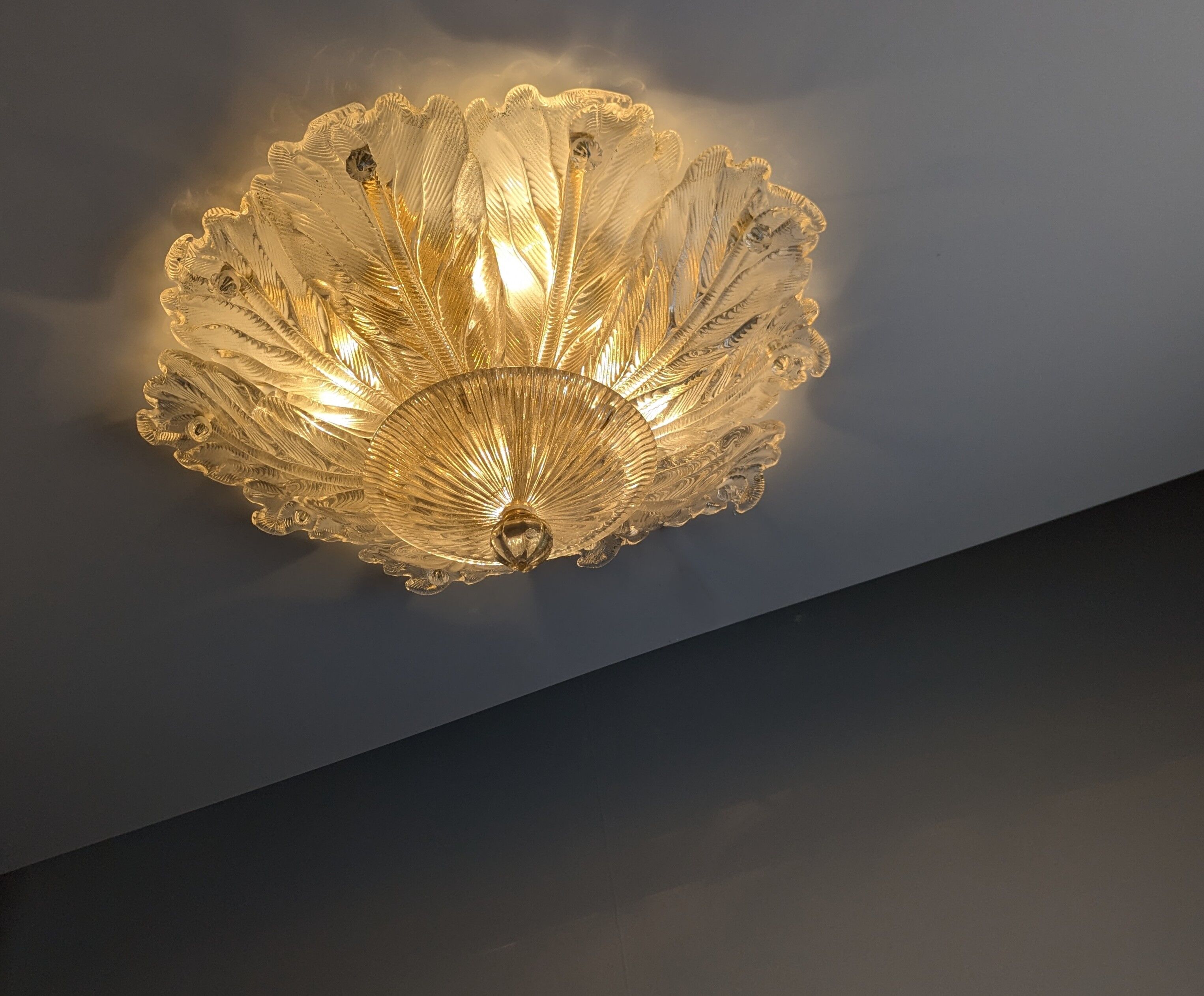 Lampe de plafond Foglia d’Oro de Barovier & Toso, Murano, Italie, années 1980.