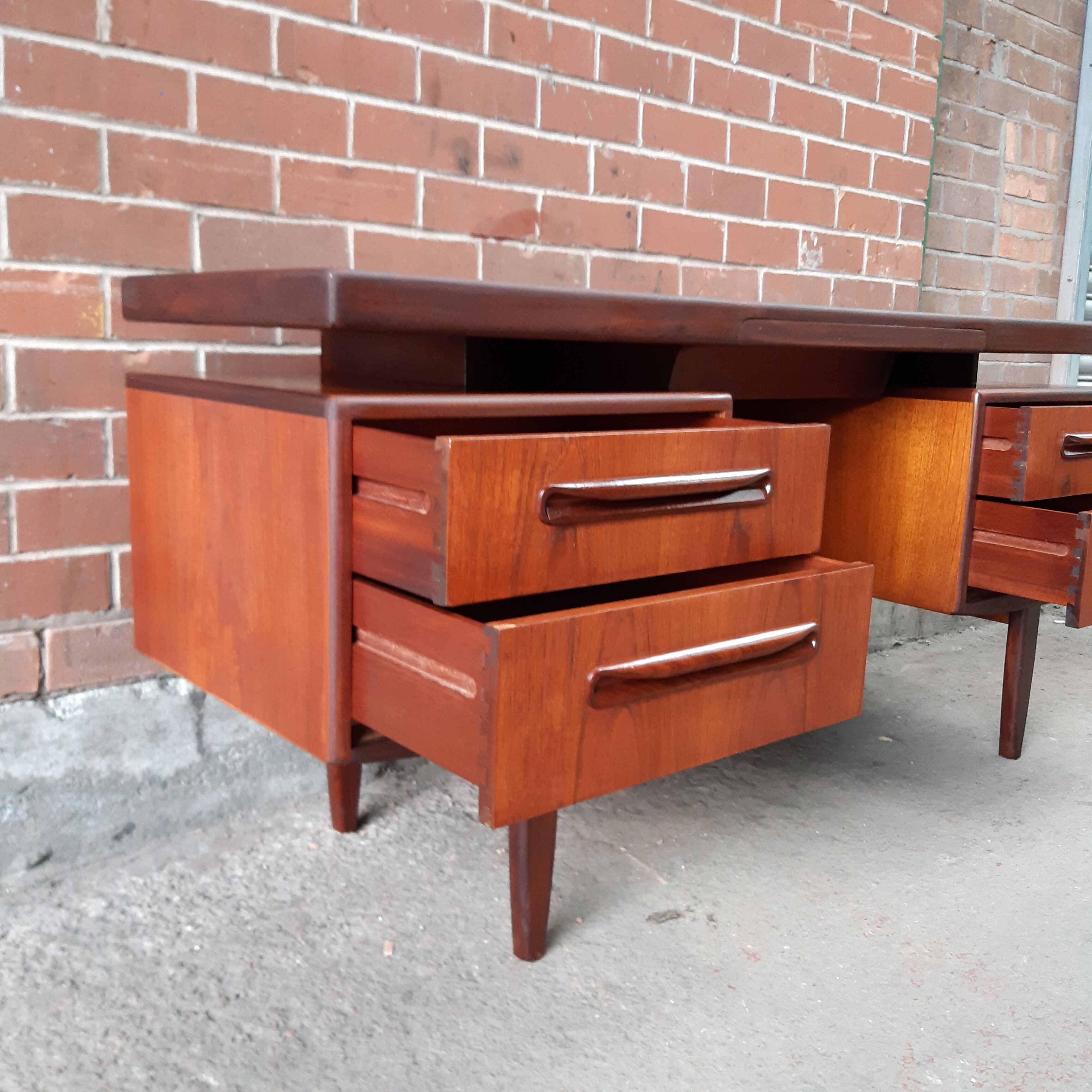 G Plan fresco range dressing table desk