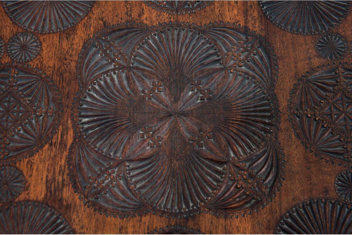 Antique table, England, 1891.