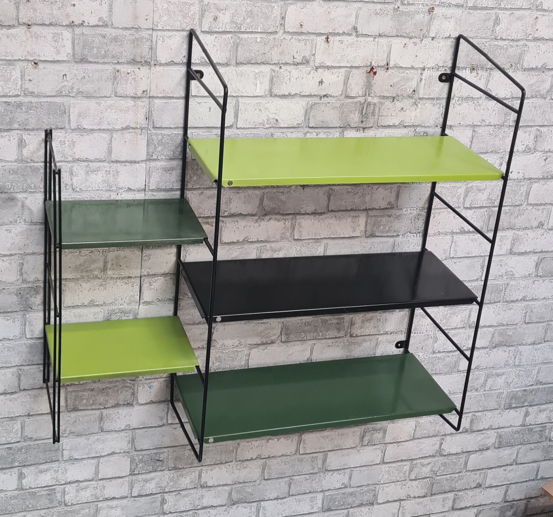 Scandinavian apple green and English green shelf h70x70x23cm