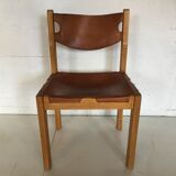 Pair of chairs by the Regain House, 60s