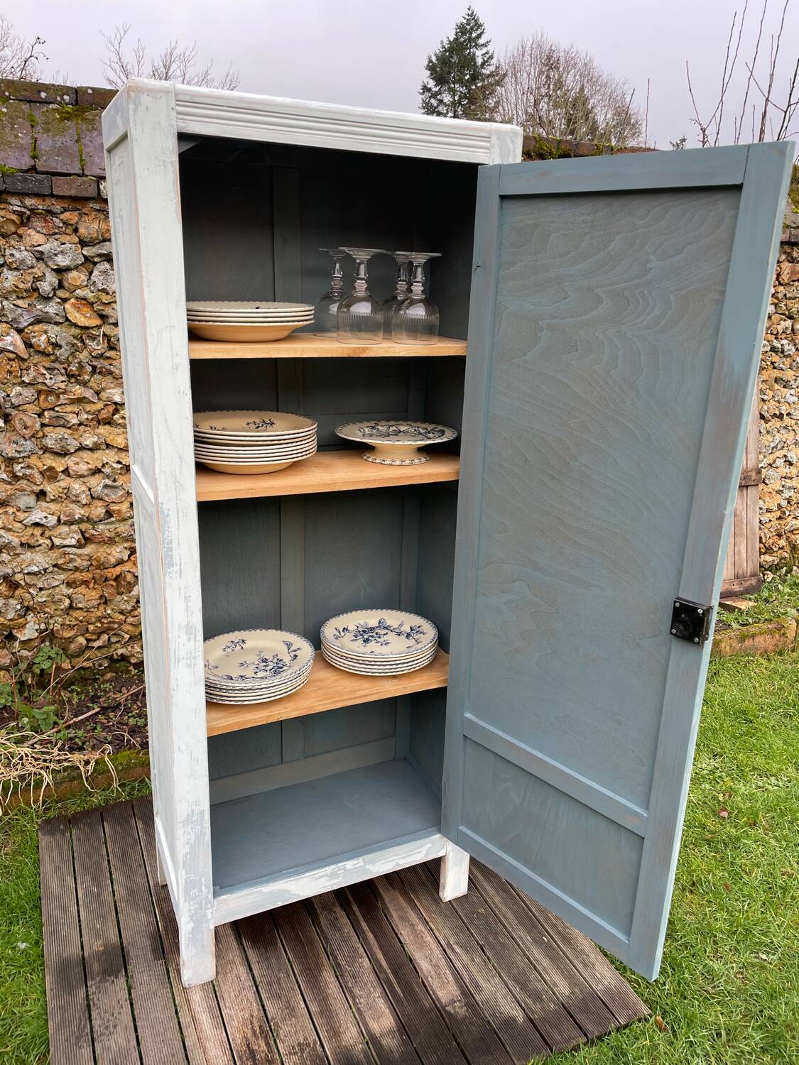 Small vintage Parisian hosiery 1940-50