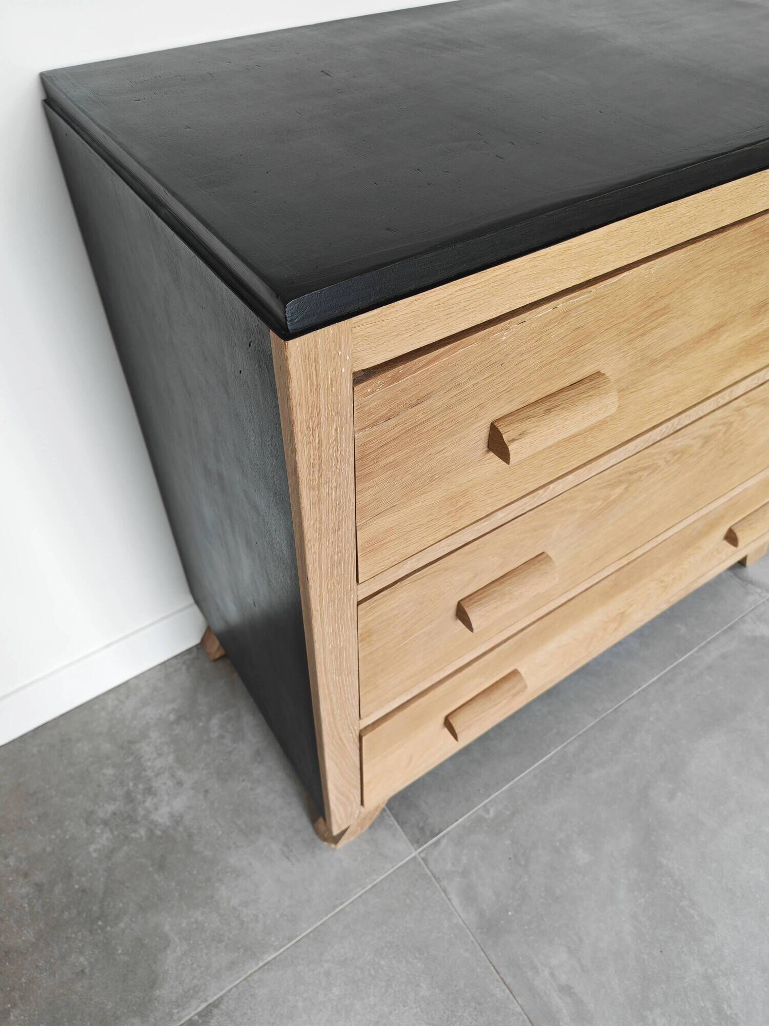 Commode 1950 - 1960 solid oak front