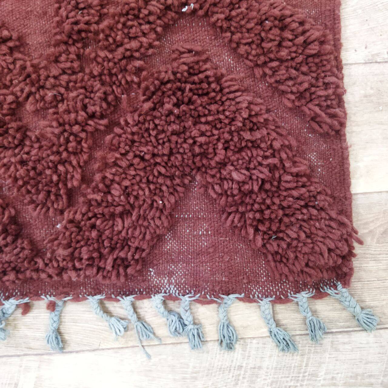 Azilal Berber rug in handmade wool 250 X 154 CM