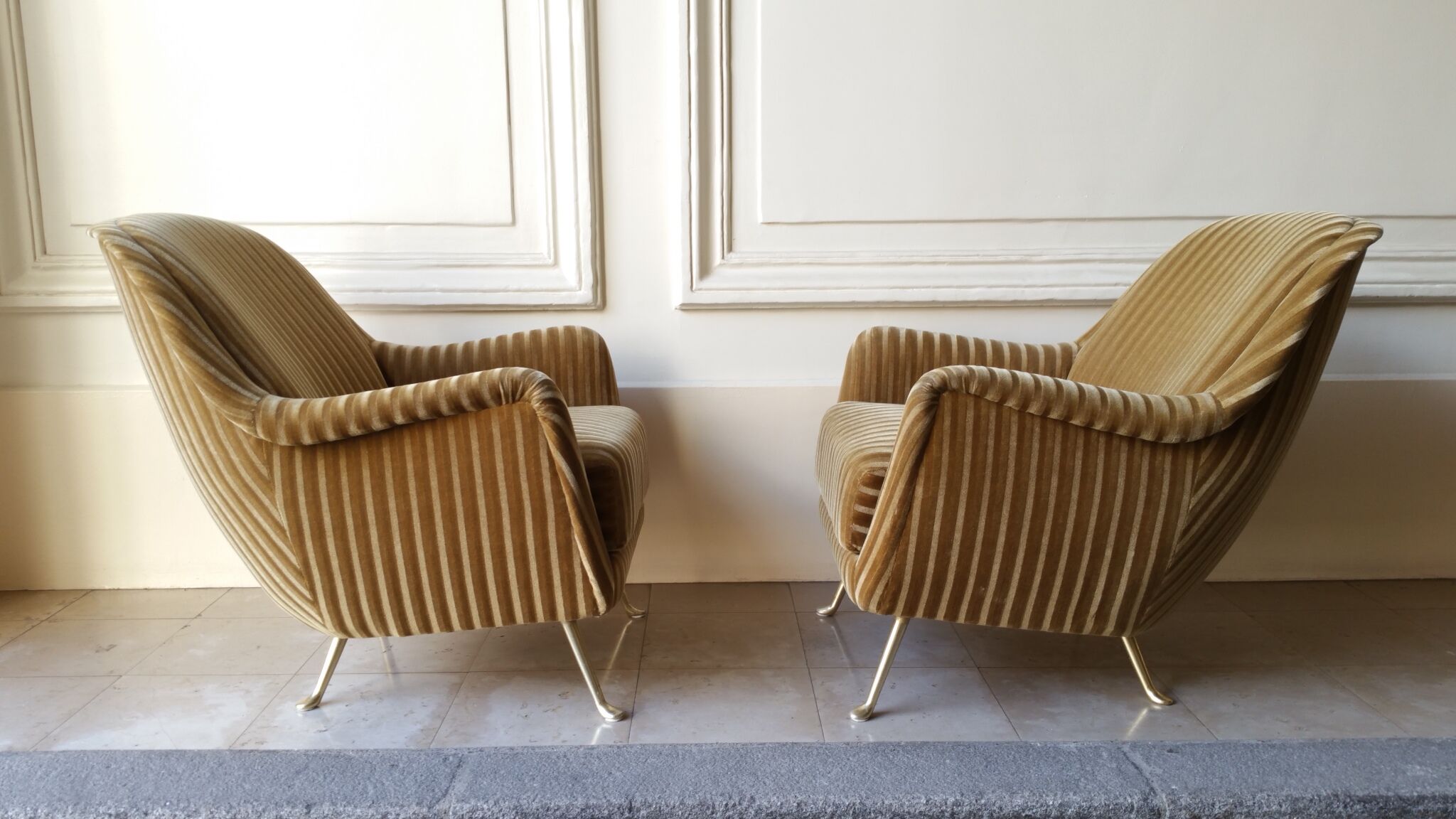 Egg design, Italian vintage Chair