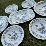 Floral tableware