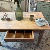Farm table with 2 drawers