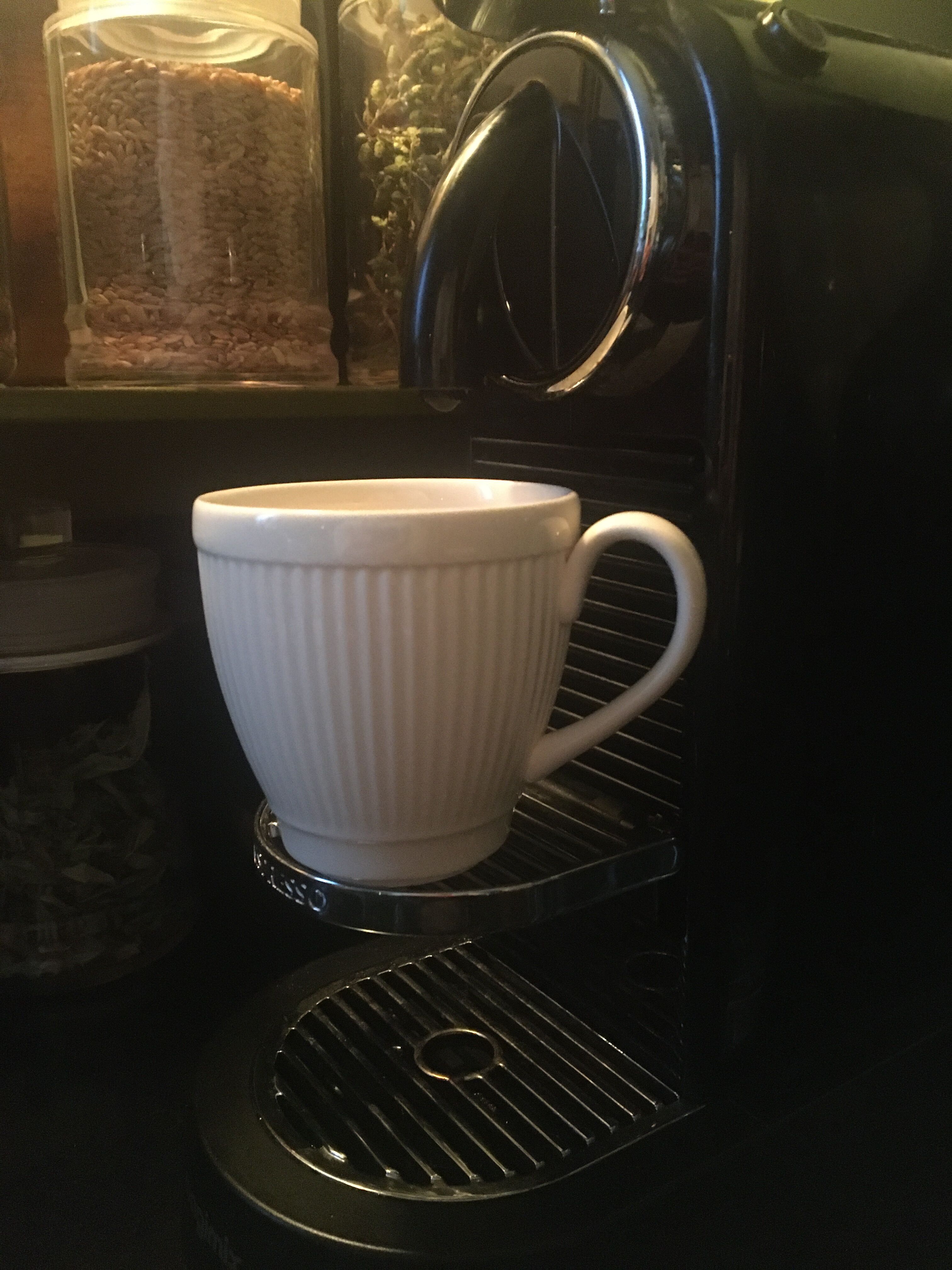 Ten English cups and saucers