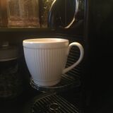 Ten English cups and saucers