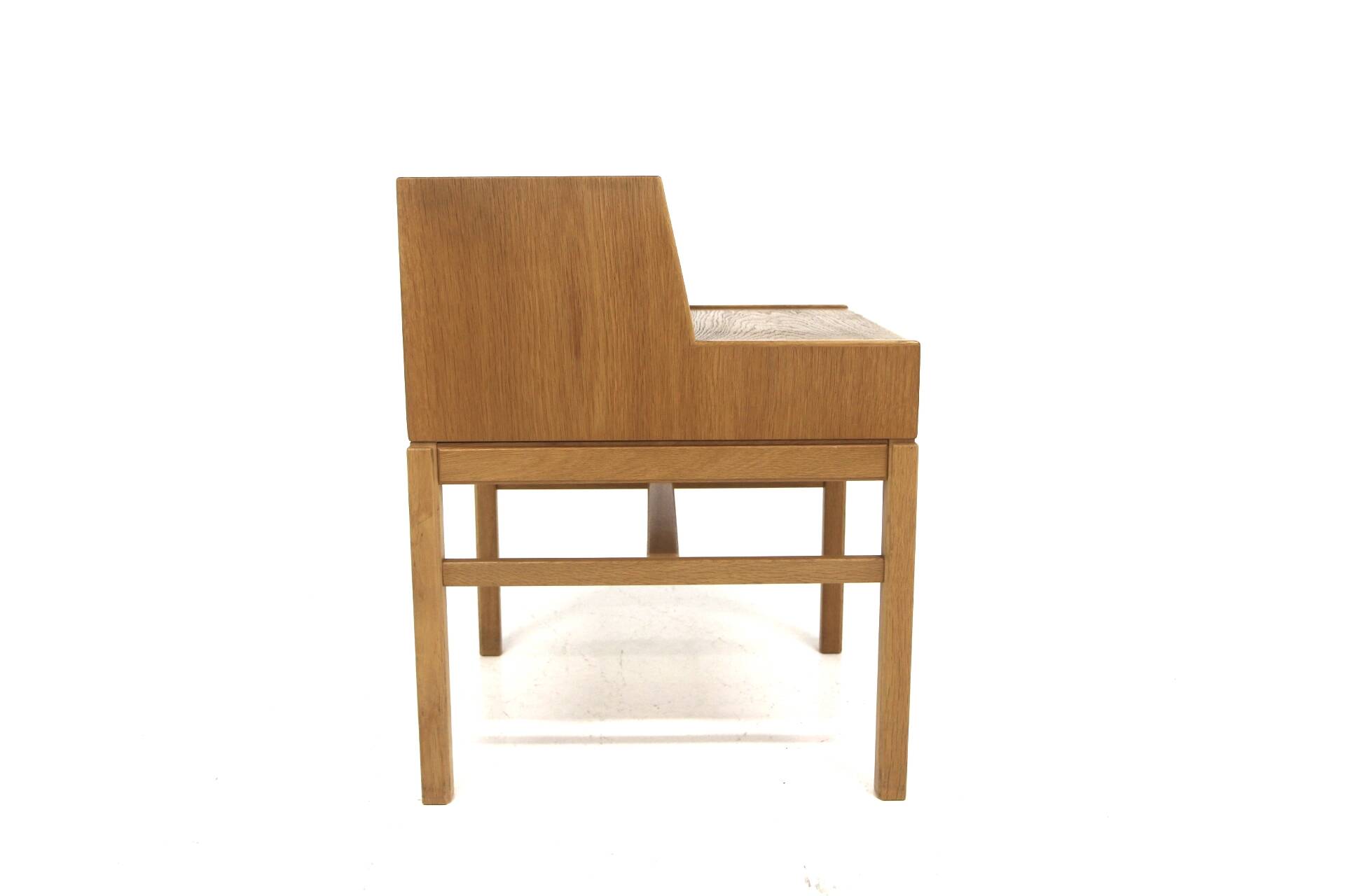 "Casino" bedside table in oak