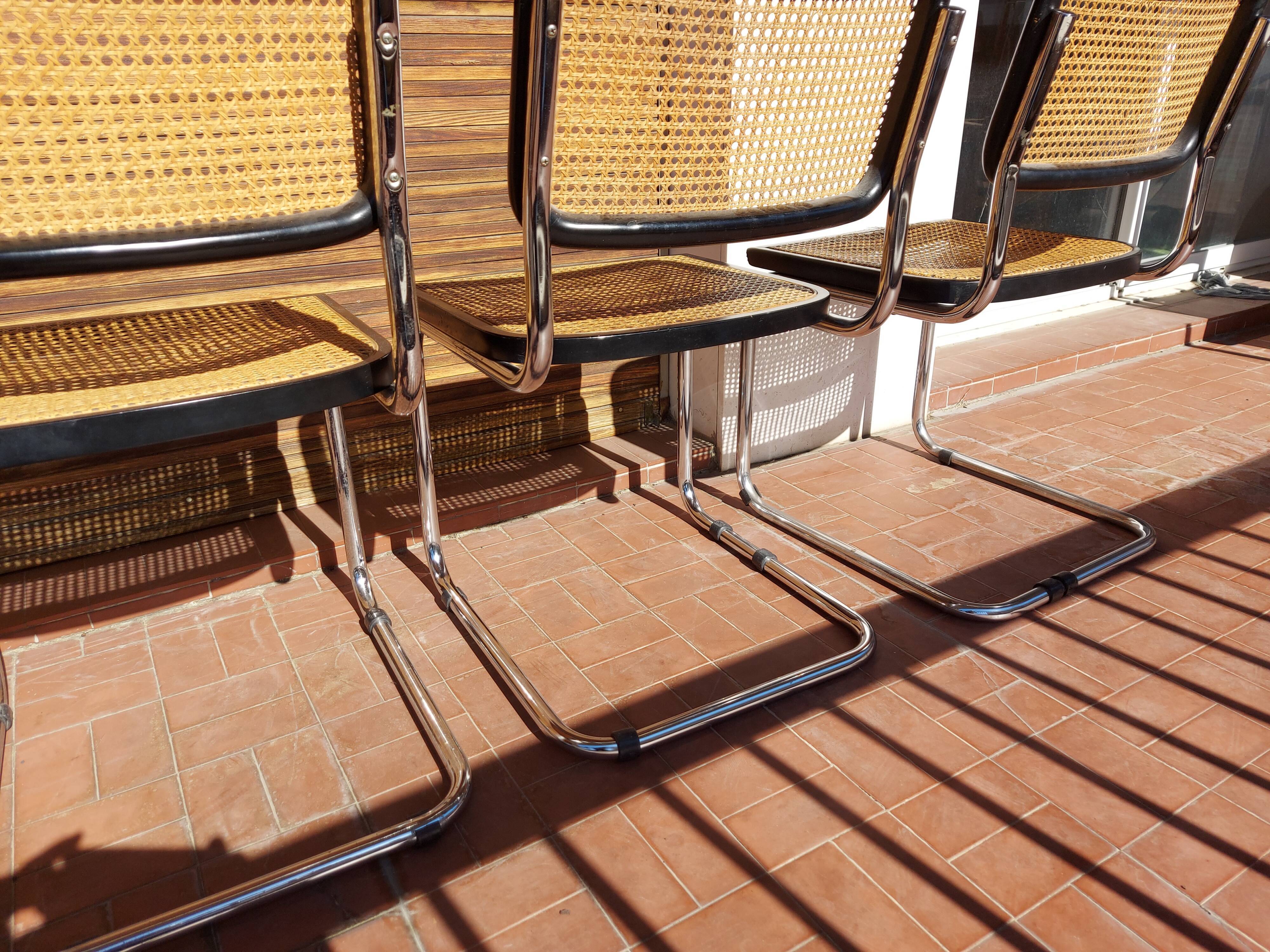 3 chairs Marcel Breuer B32