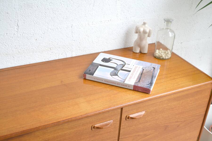 Scottish Sideboard by Beithcraft * 205 cm