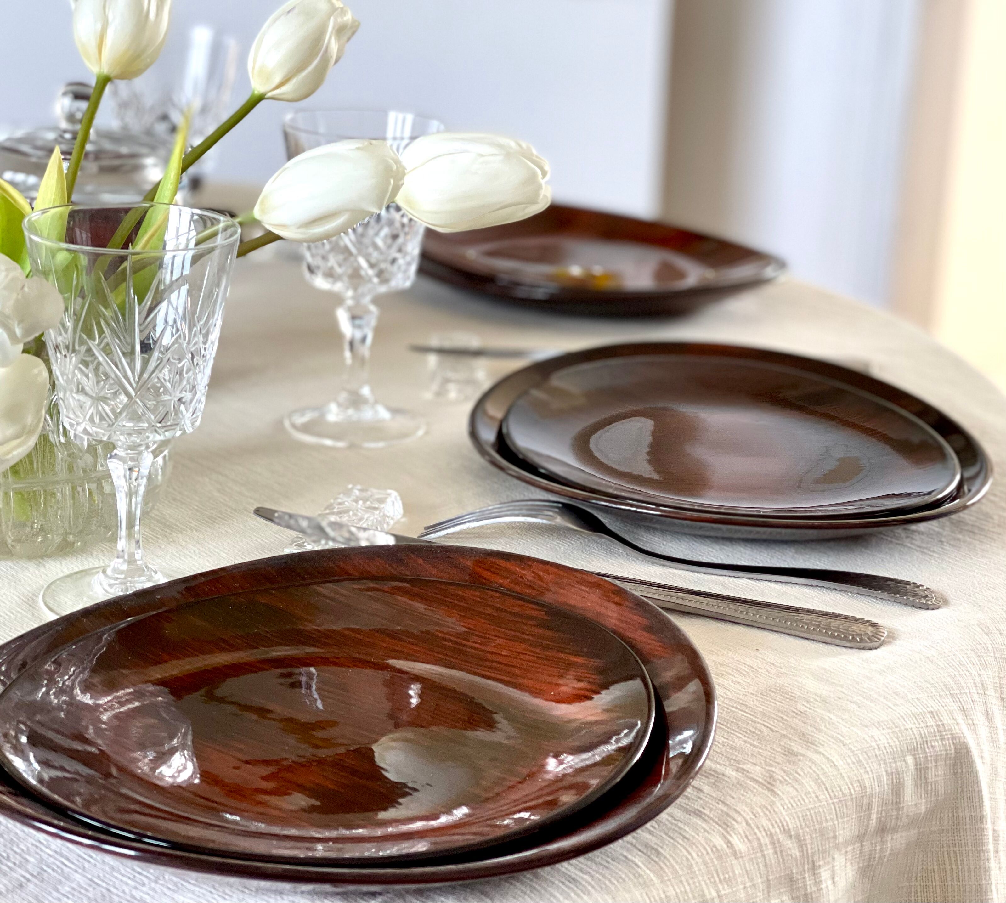 12 assiettes vintage 1970