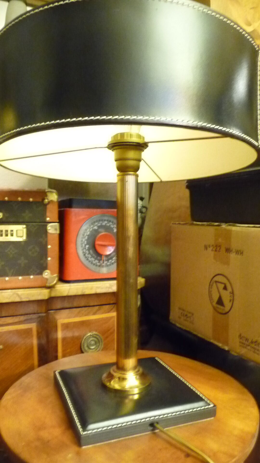 Lampe cuir et métal vintage