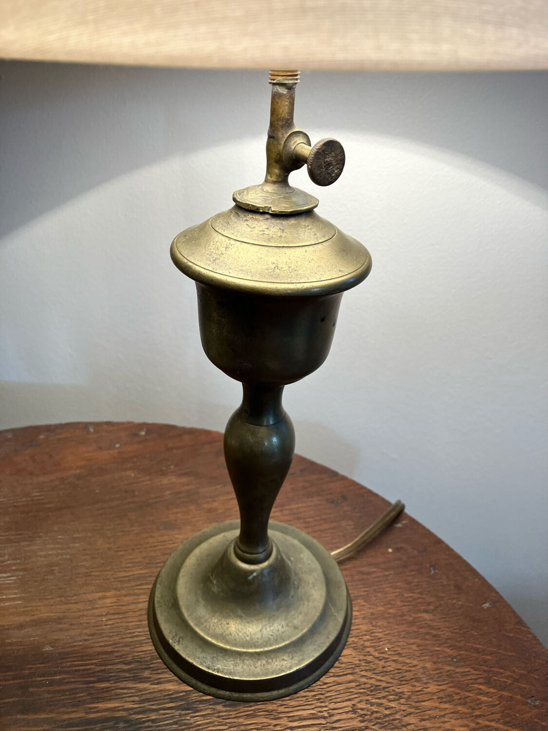 Brass lamp foot