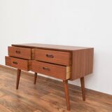 Mid-century danish teak chest of drawers, 1960s.