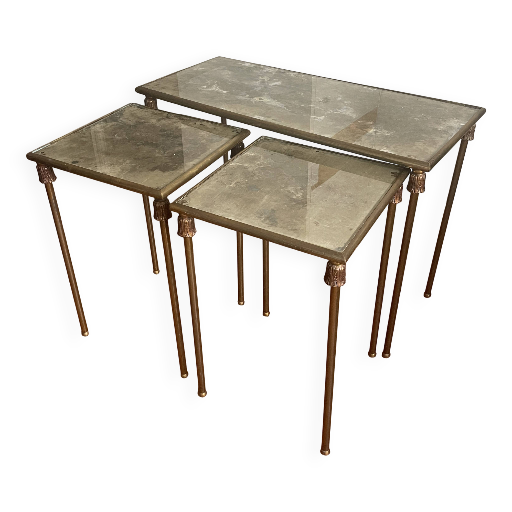 Tables d’appoint set des 3- side tables à set of three.