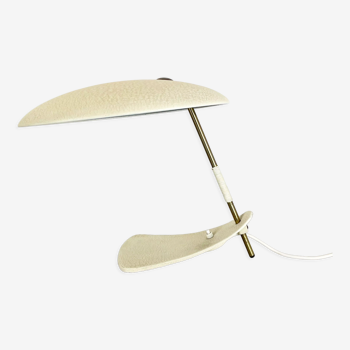 Modernist kalmar sytle Bauhaus beige metal and brass desk light, Austria, 1950s