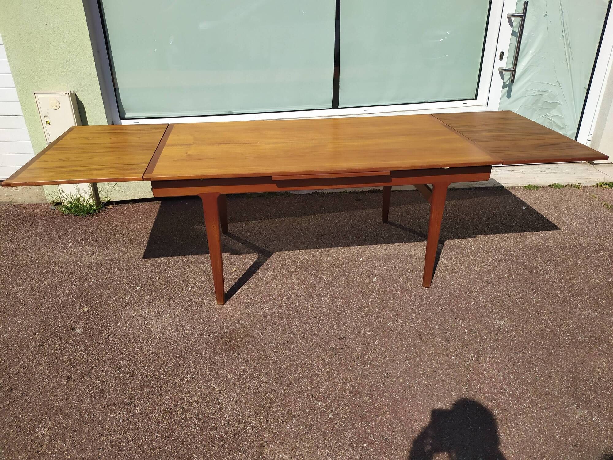 Scandinavian teak dining table with extension 6 to 10 people Henning Kjaernulf