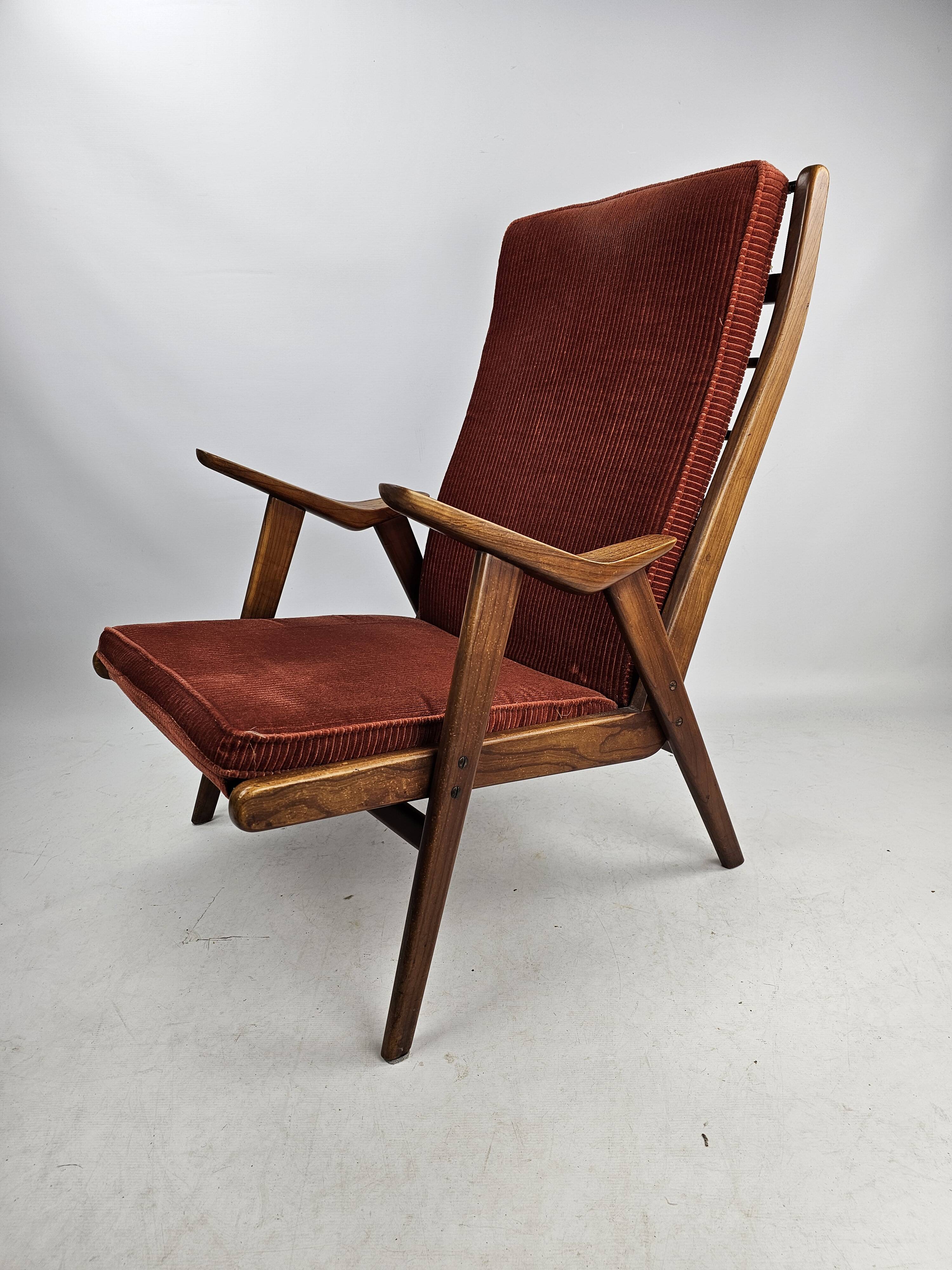 Teak armchair with red ribbed fabric Gelderlander Rob Parry