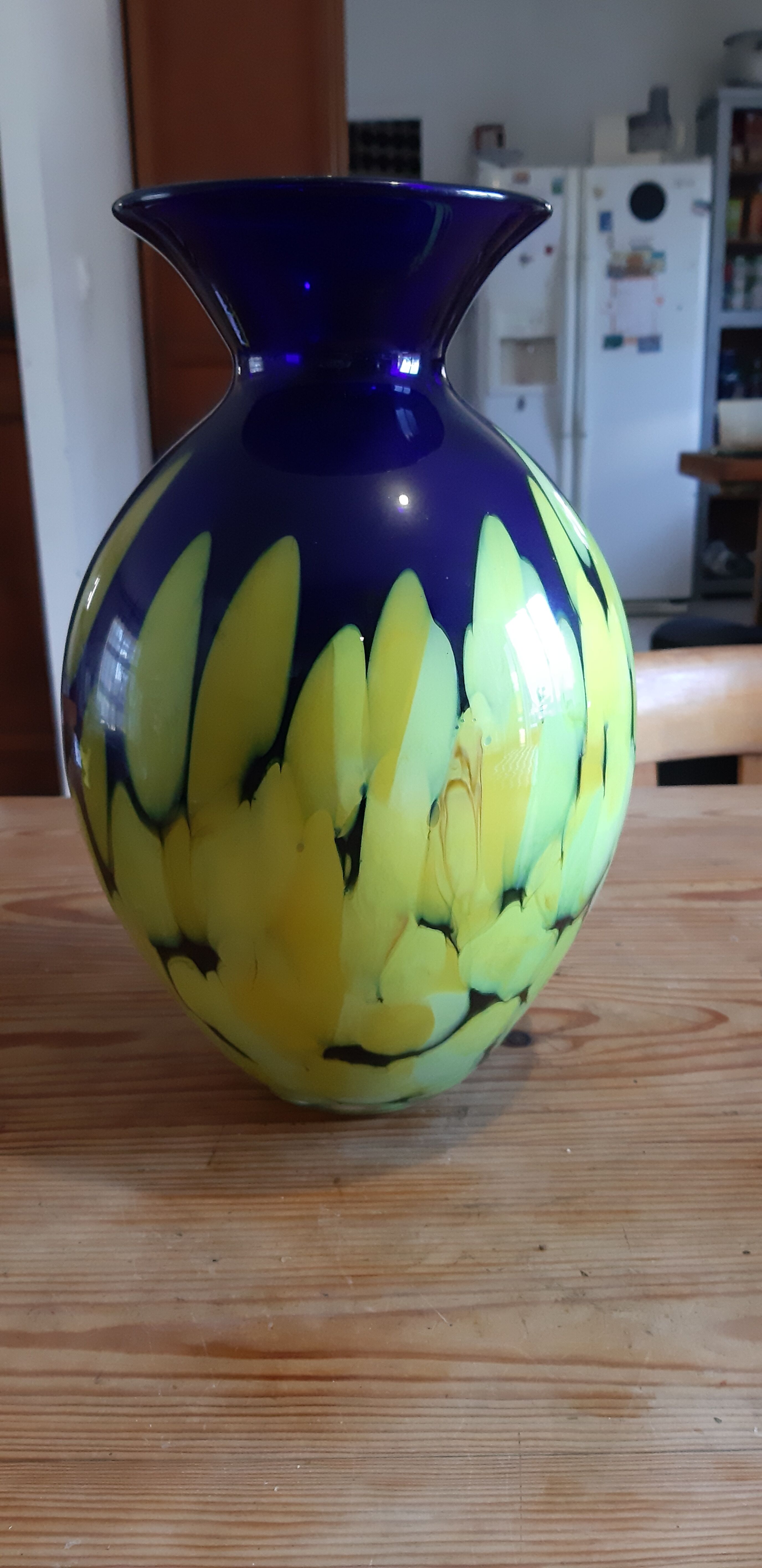 Bi-color blown glass vase