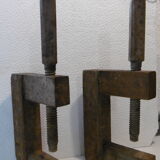 Bookends wood joints for shelf