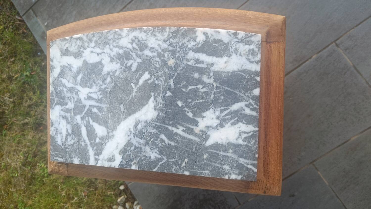 Raw oak table