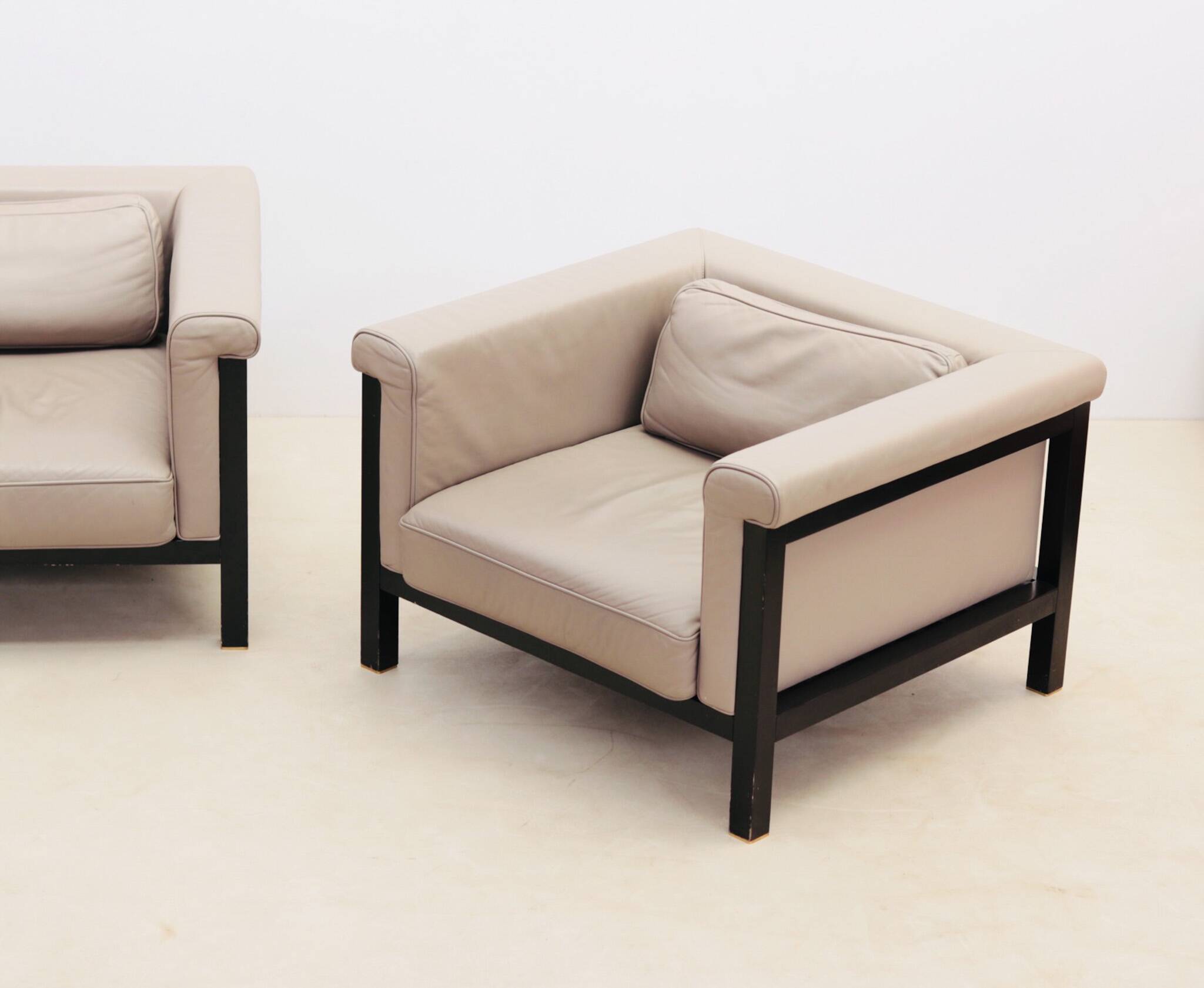 Pair of armchairs by Jules Wabbes, Livorno - Series 800 Luxe published by Bullo