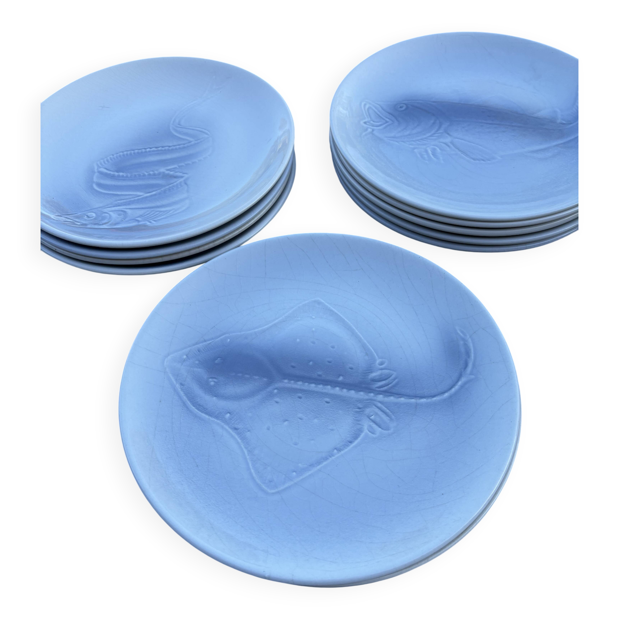 12 Saint Amand fish plates, Ocean model