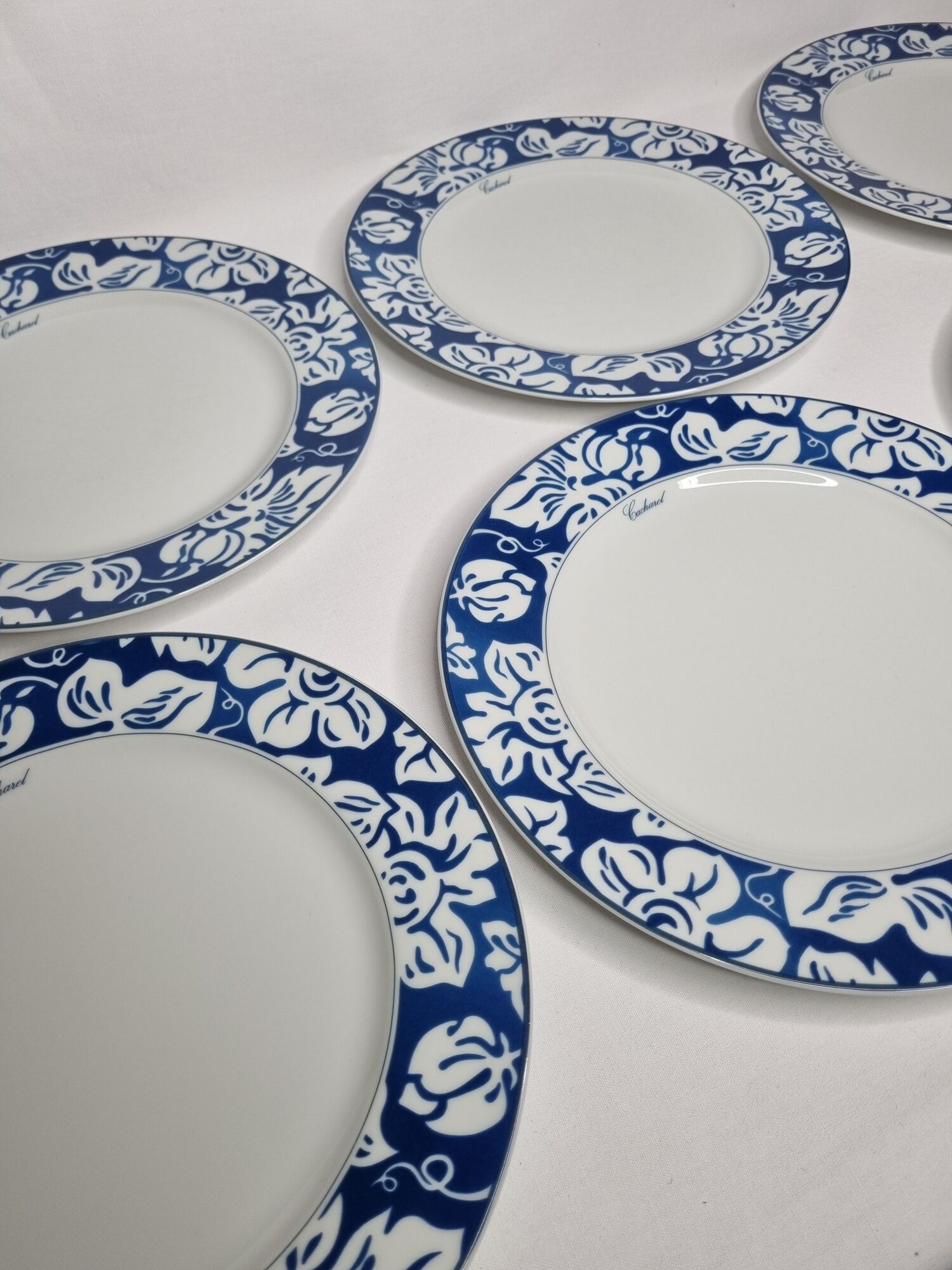 Set of six plates "Cacharel" porcelain with floral decoration, 27 cm