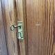 Armoire d'école en pin belge avec vitres nervurées