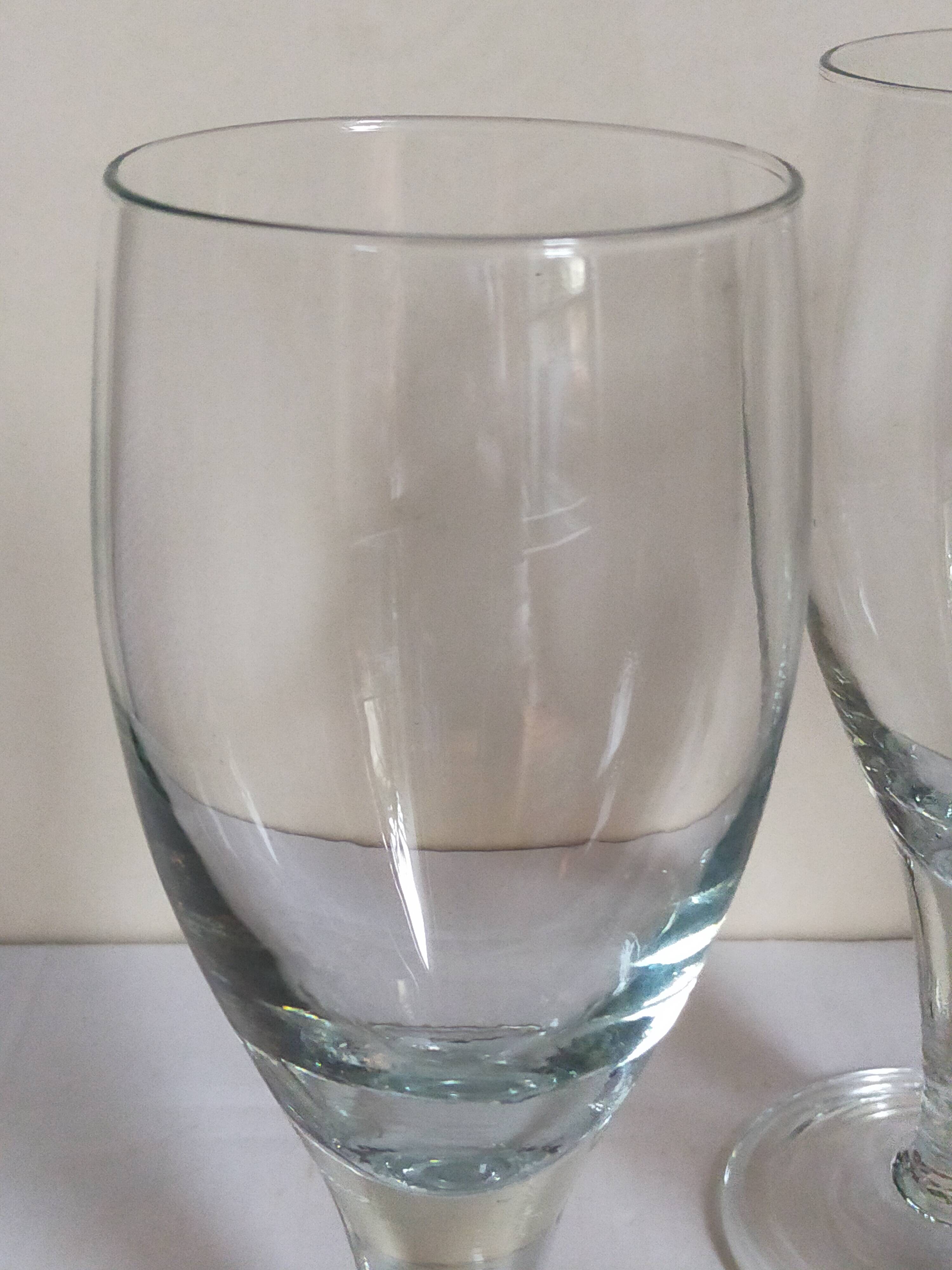 Six XXL blown glass stemmed glasses