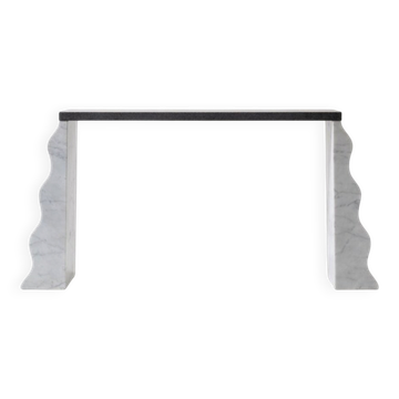 Table Console Montenegro par Ettore Sottsass pour Ultima Edizioni, années 1980.